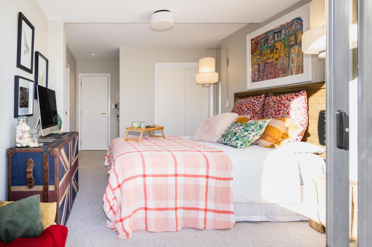 Enjoy Downtown Mount Maunganui Hotel Bagian luar foto